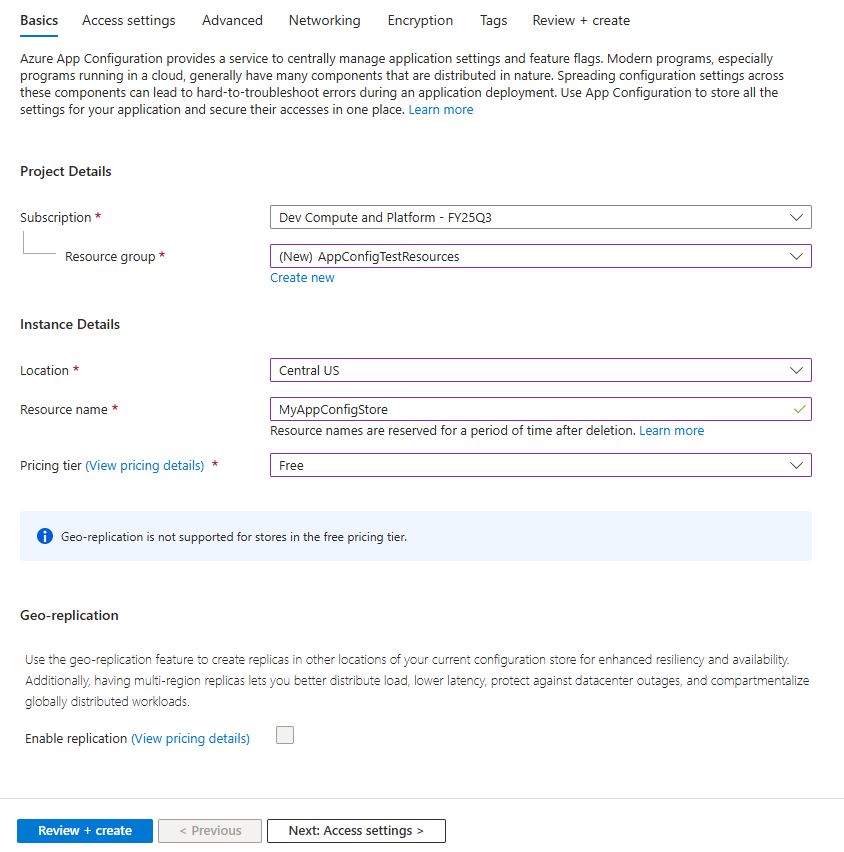 Screenshot del portale di Azure che mostra la scheda di base per la creazione con il livello gratuito selezionato.