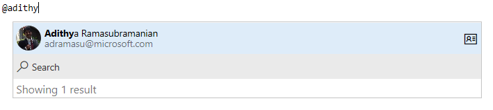 Screenshot che mostra i suggerimenti automatici visualizzati quando si inizia a digitare un elemento span class = <