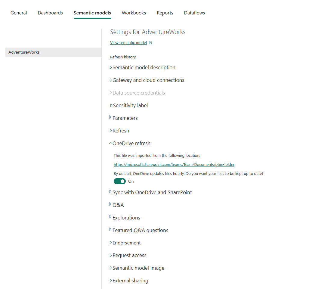Screenshot delle impostazioni del modello semantico con la sezione Aggiornamento di OneDrive aperta.