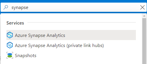 Панель поиска на портале Azure, в которую введены рабочие области Synapse.
